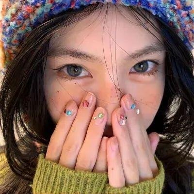 格纹衬衫